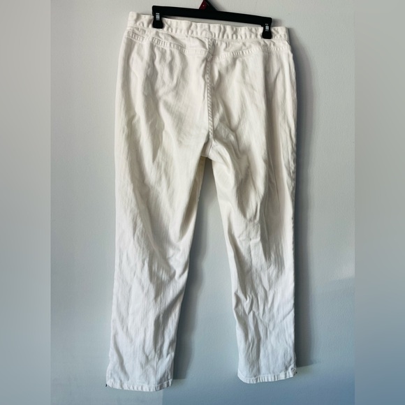 Lauren Jeans Co. Ralph Lauren Women's Size 10 P White Ankle Zip Jeans Stretch - Picture 5 of 8